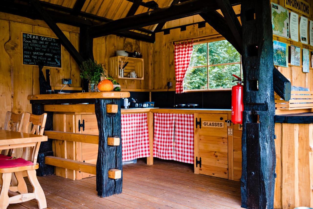Glamping Forest Edge カムニーク エクステリア 写真
