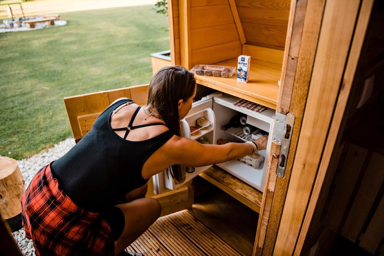Glamping Forest Edge カムニーク エクステリア 写真