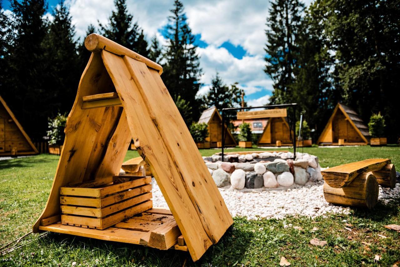 Glamping Forest Edge カムニーク エクステリア 写真