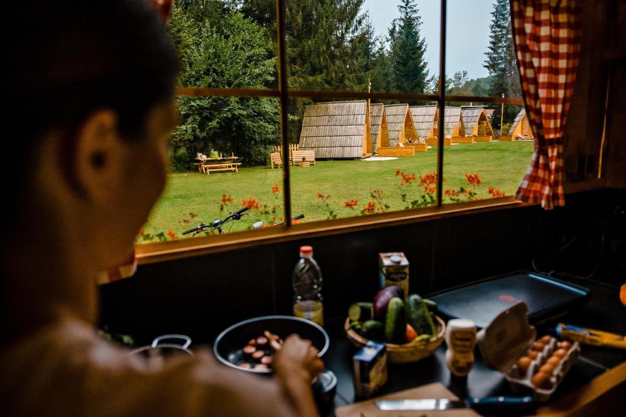 Glamping Forest Edge カムニーク エクステリア 写真
